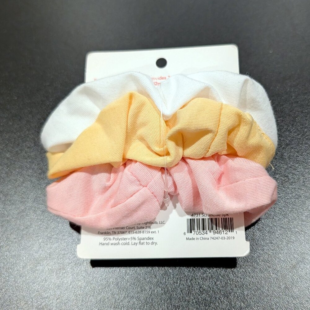 NEW Banded Scrunchies, 3-pack - Picture 3 of 3